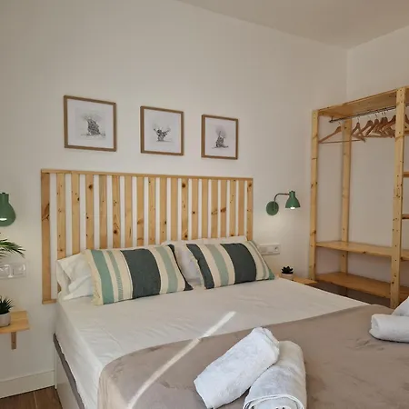 Gorgot 2p I Con Terraza Y Piscina Comunitaria Cerca De La Playa * Empuriabrava
