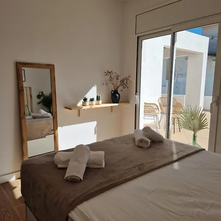 Gorgot 2p I Con Terraza Y Piscina Comunitaria Cerca De La Playa Empuriabrava